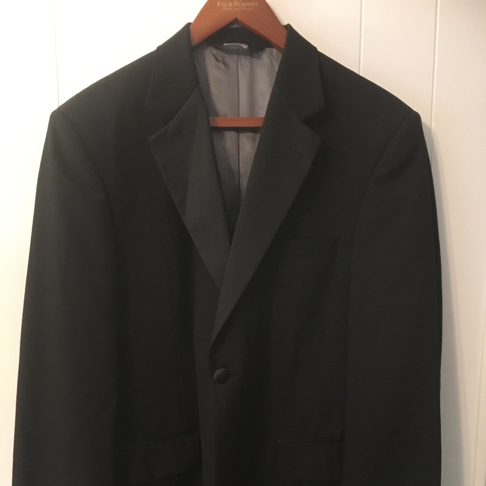 Stafford Tuxedo - Black